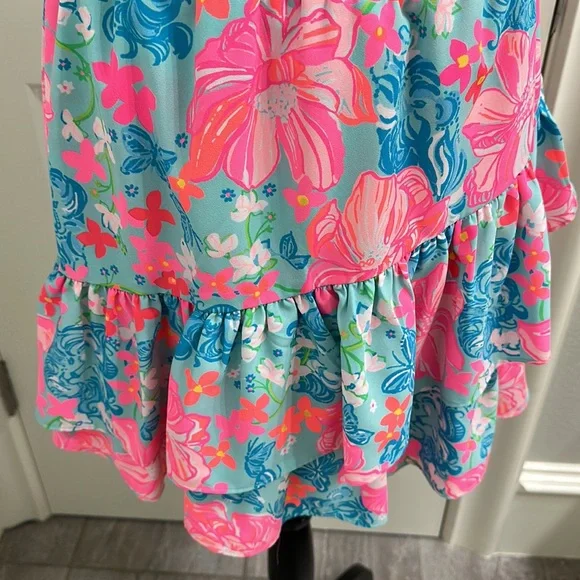 Like New Lilly Pulitzer Cristiana Stretch Dress - Picture 3 of 9